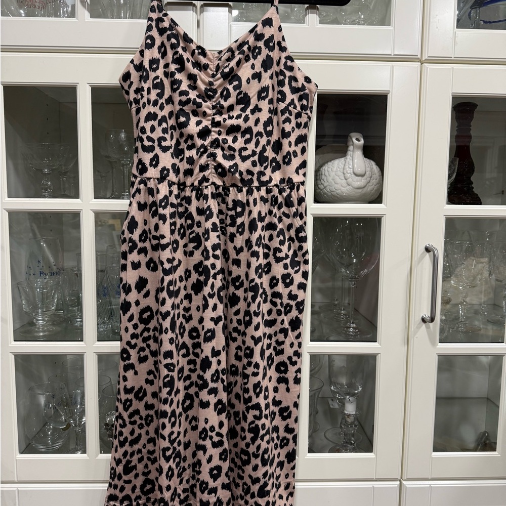 Yathon - Leopard Print Spaghetti Strap Dress
